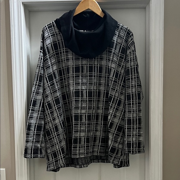 Lane Bryant Black and White Plaid Cowl Neck Sweater - Picture 1 of 1